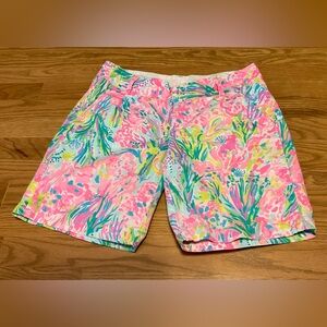 Women’s Lilly Pulitzer Chipper Shorts in Bright Pastel Colors with Pockets.